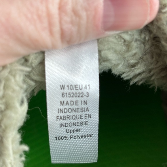 OOFOS Women’s Vegan Fleece-Lined Ankle Booties in sage sz 10 - Picture 8 of 9